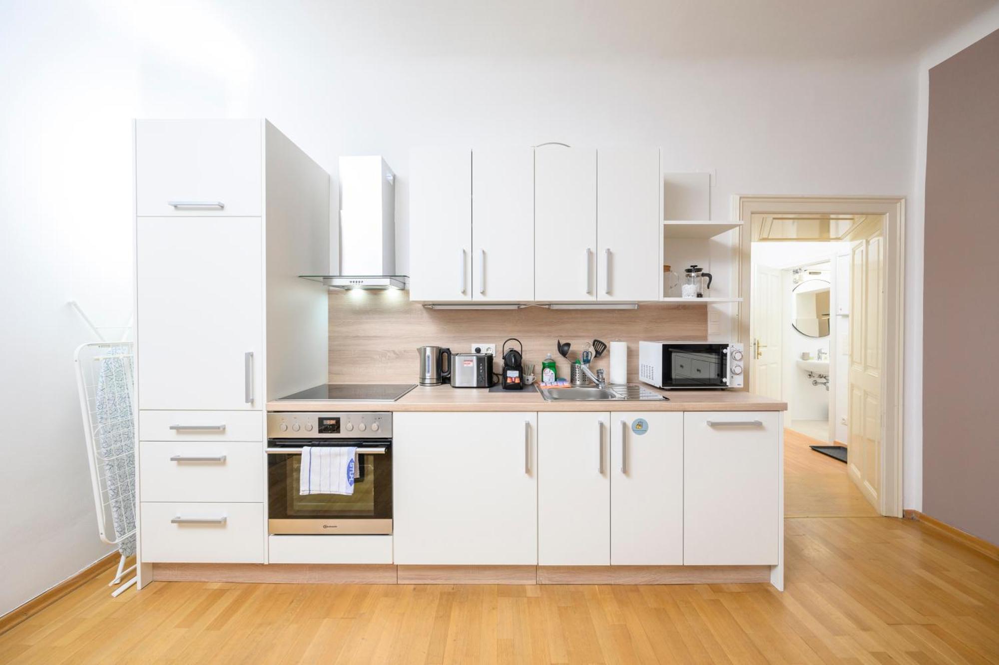 Central City Apartments Wina Bagian luar foto