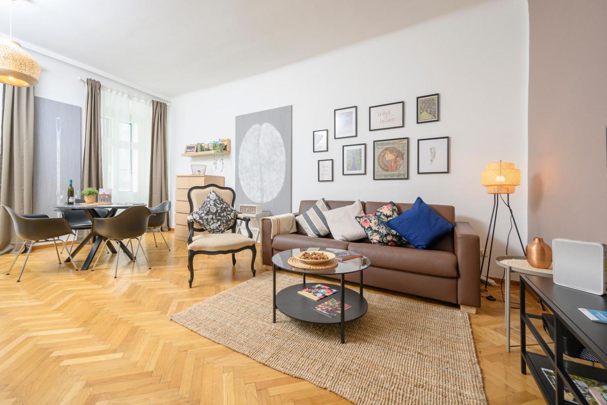 Central City Apartments Wina Bagian luar foto