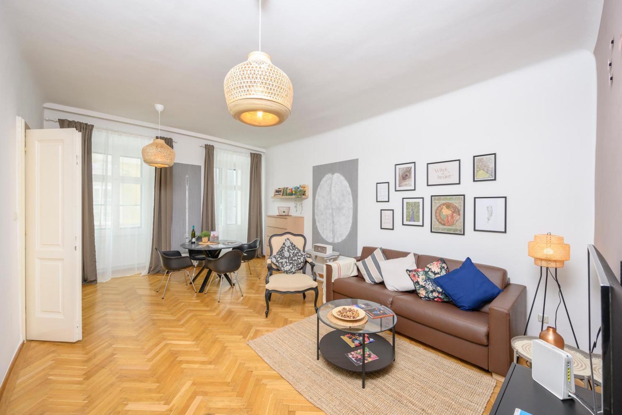 Central City Apartments Wina Bagian luar foto