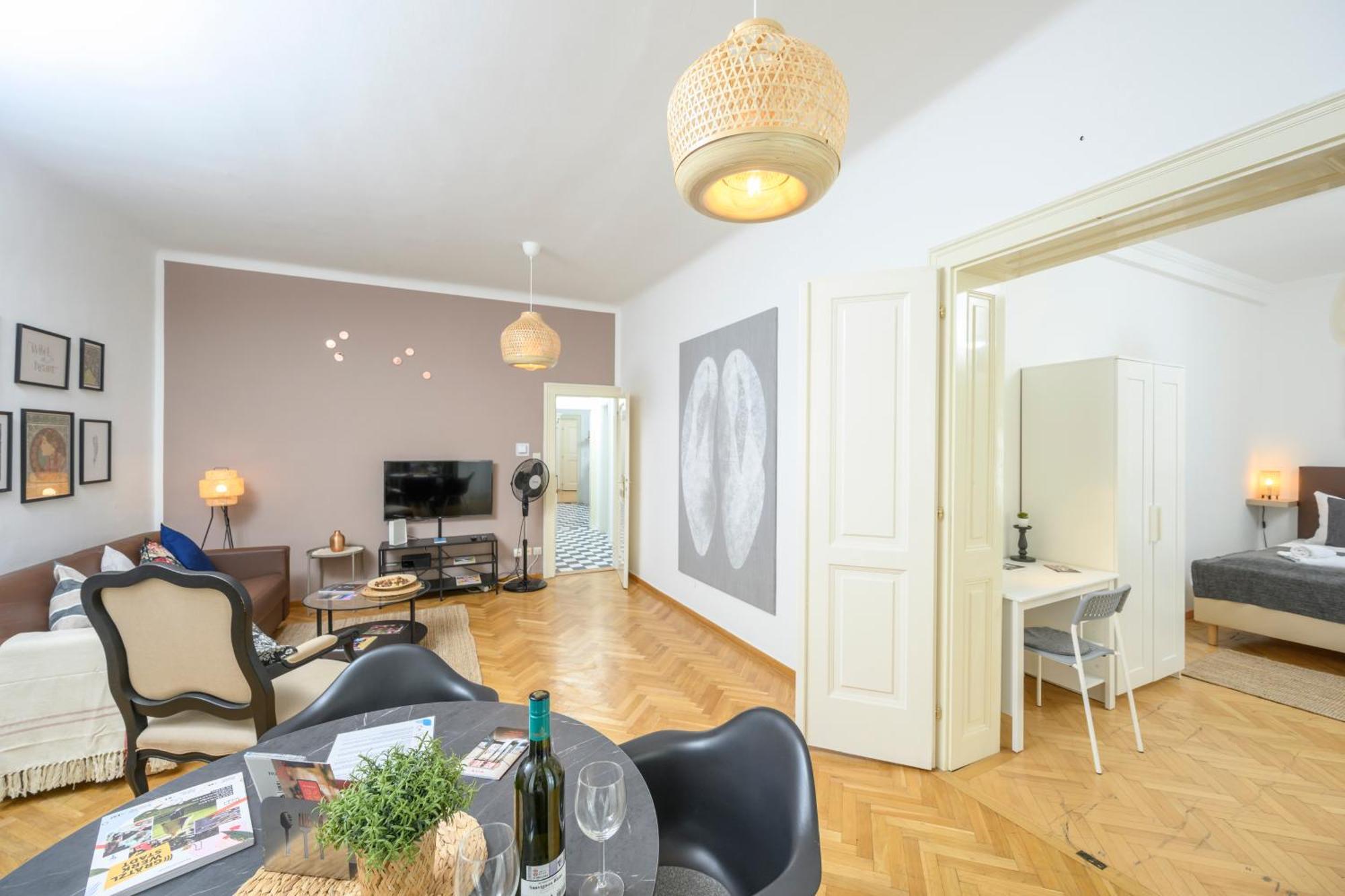 Central City Apartments Wina Bagian luar foto