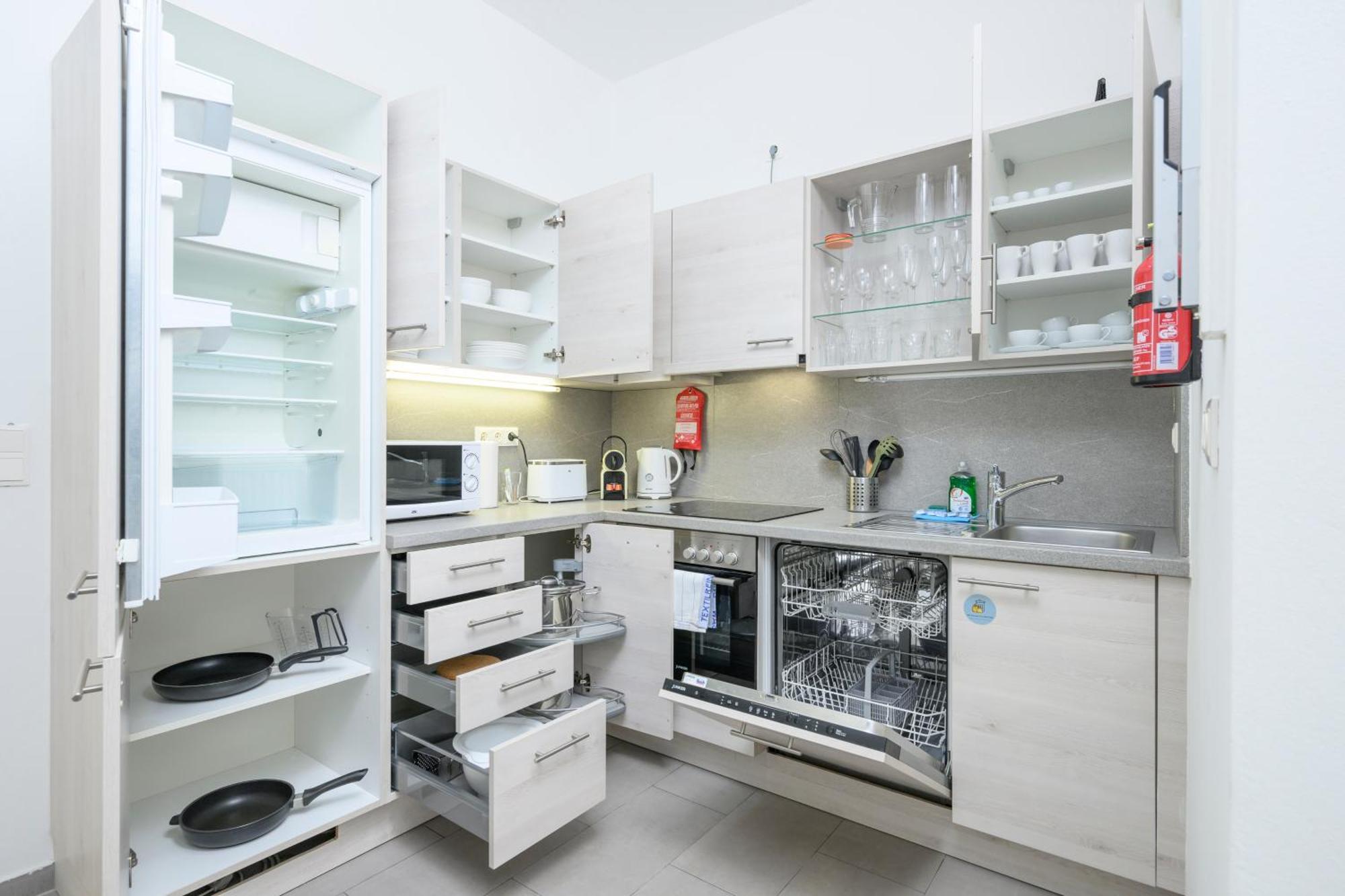 Central City Apartments Wina Bagian luar foto